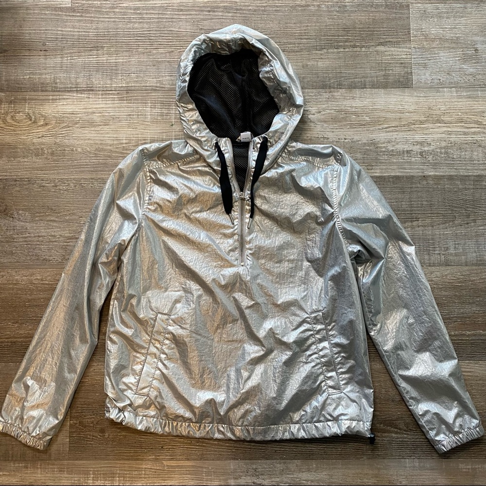 3/$25 Old Navy Active silver jacket XS